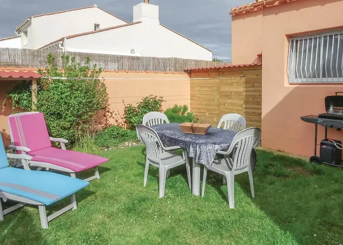 Lovely In Sur With Wifi Hébergement de vacances