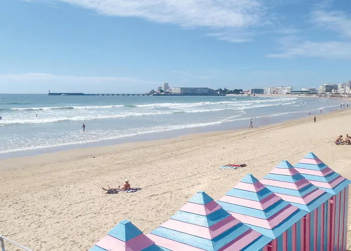 Hébergement de vacances Lovely In Sur With Wifi